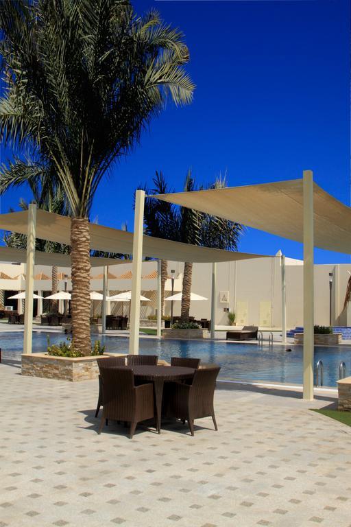 सहारा Golden Tulip Dana Bay Dhahran
