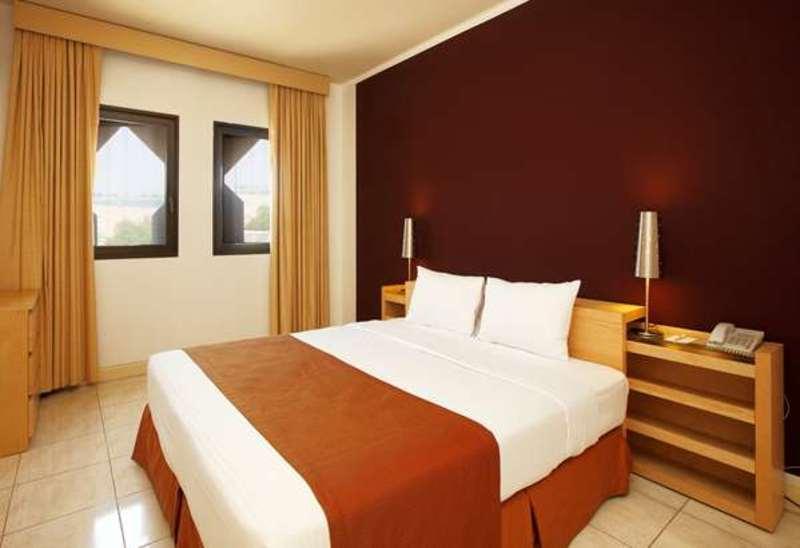 Golden Tulip Dana Bay 4* Dhahran