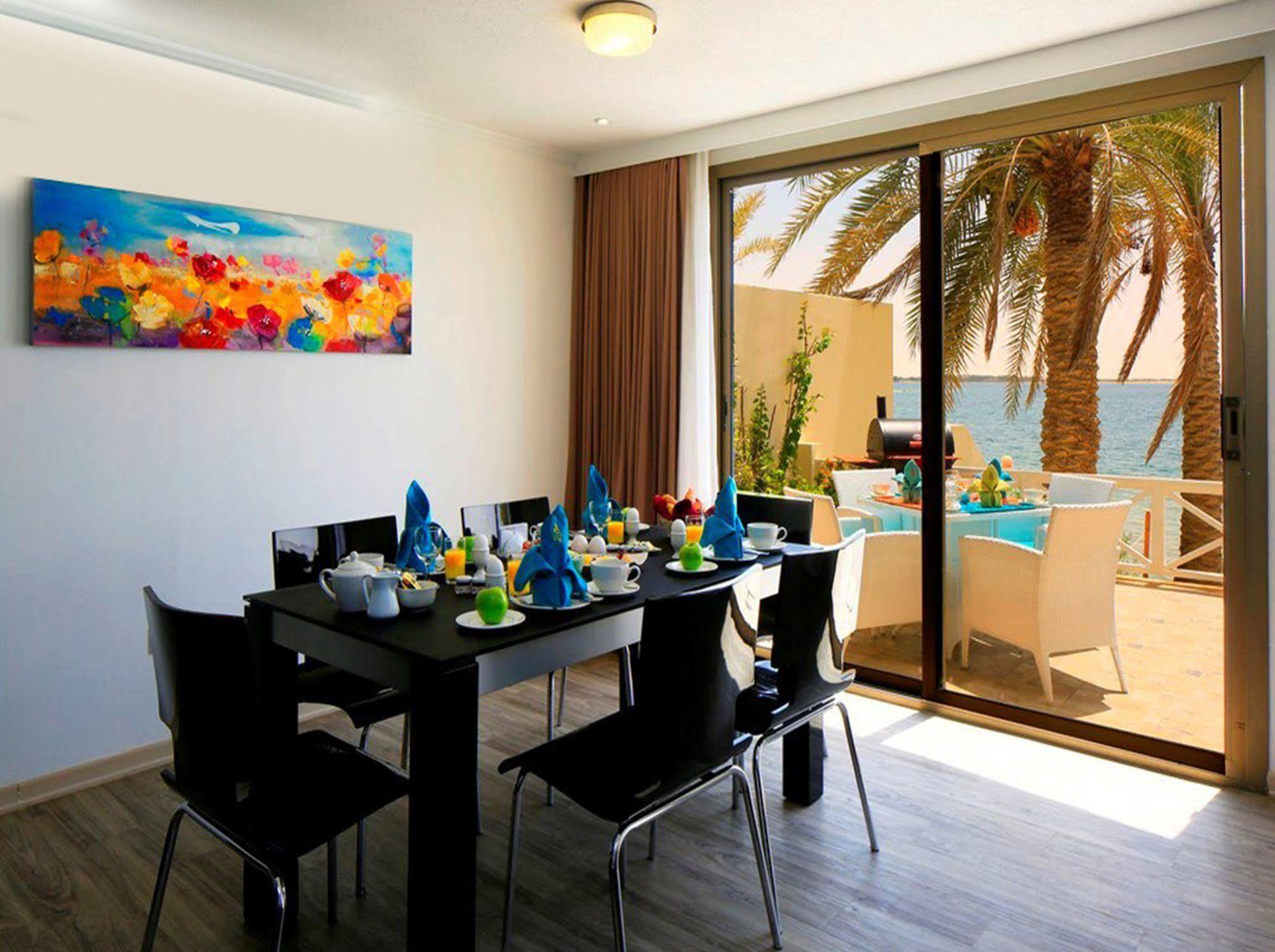 सहारा Golden Tulip Dana Bay